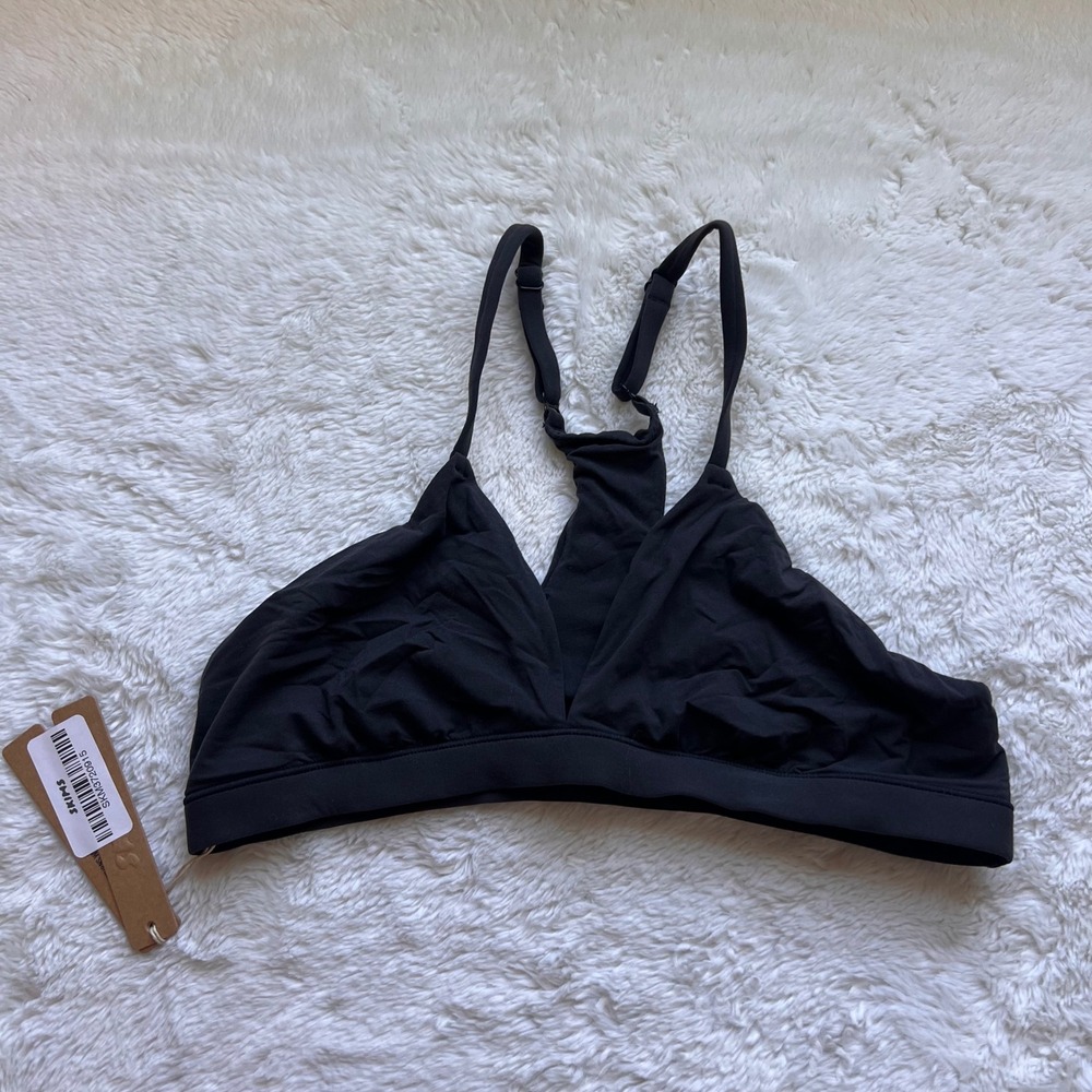 SKIMS Fits Everybody Racerback Plunge Bralette Onyx Black PL-PLG-7621W Size M